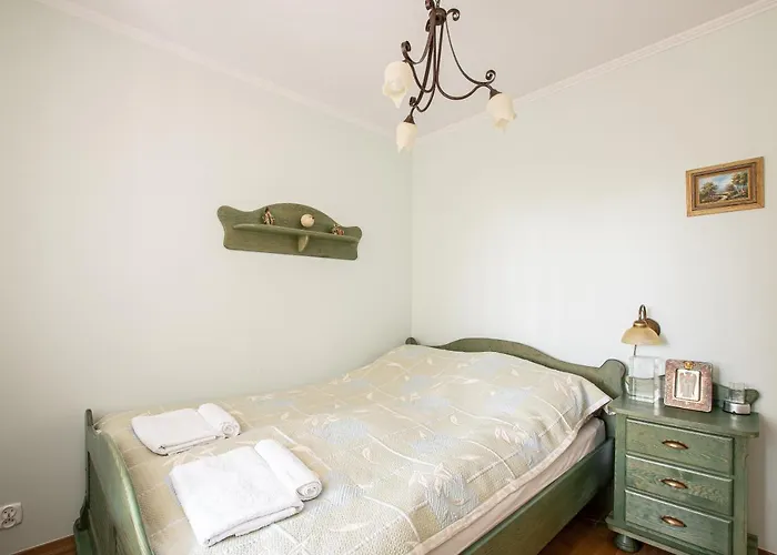 Caloroczny بيت للعطل Steszewko